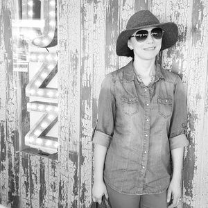 Meet your Posher, Karla